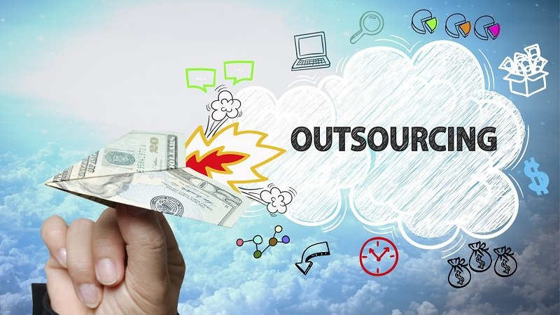 Outsourcing là gì? Những điều bạn cần biết về outsourcing